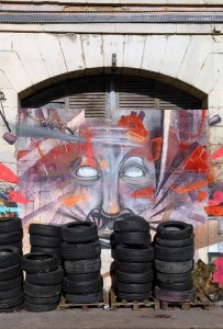 recycler pneu street art